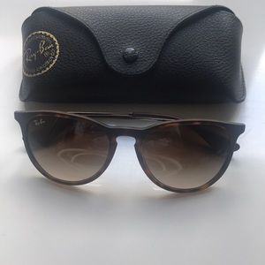 RAYBAN WOMEN’S STYLE - ERIKA - LIKE NEW!